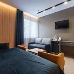 Mk Hotel *