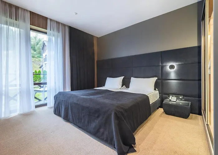 Hotel Mk *