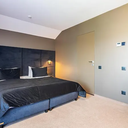 Ξενοδοχείο Mk Μπούκοβελ