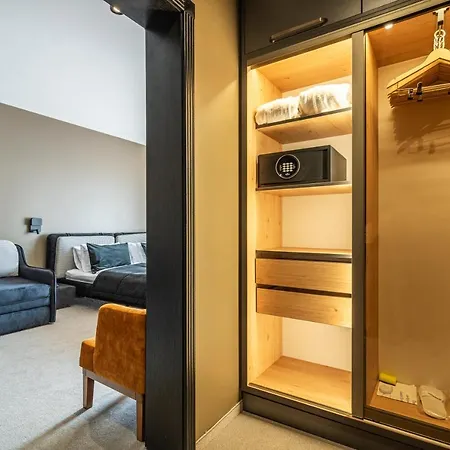 Ξενοδοχείο Mk *